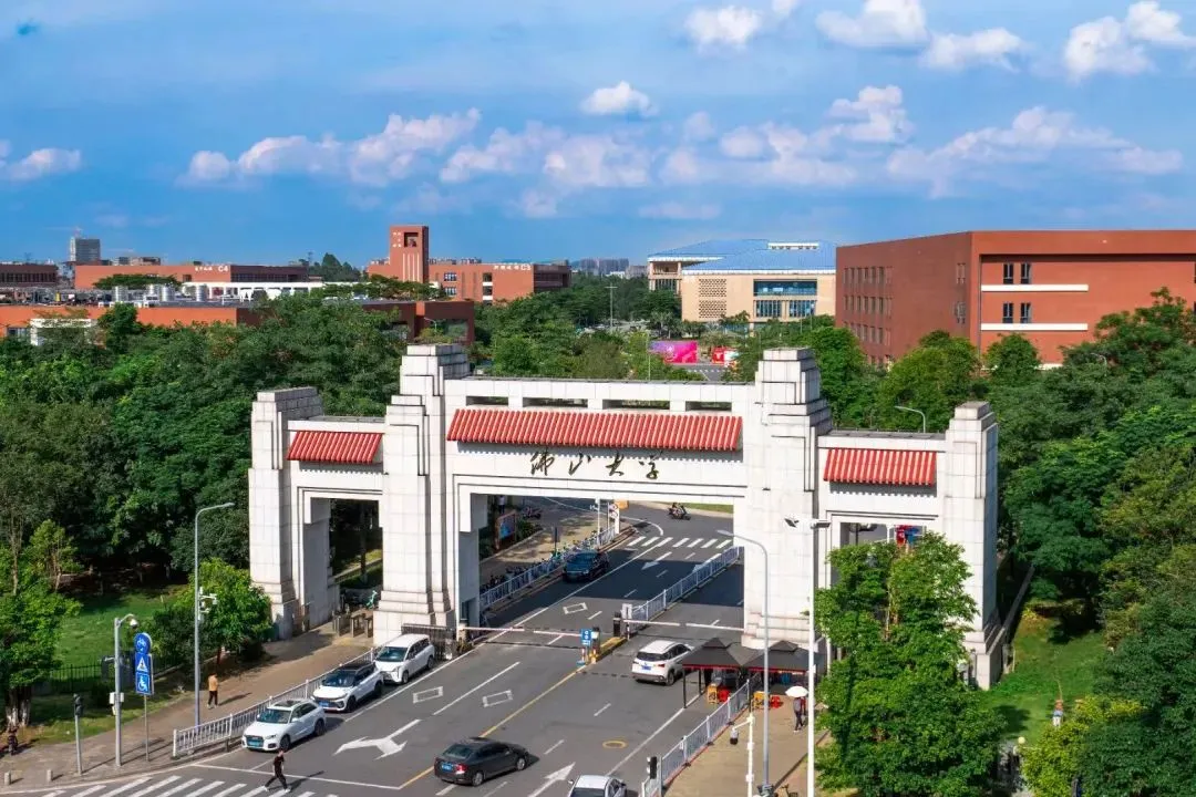 参加佛大法学院2024届毕业晚会