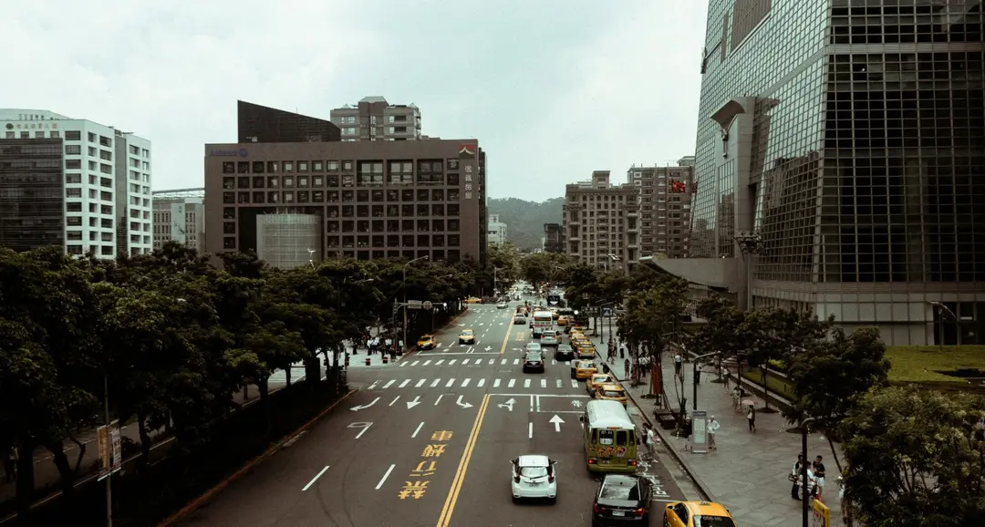 为何在中国几乎没人讨论道路“降速”问题?